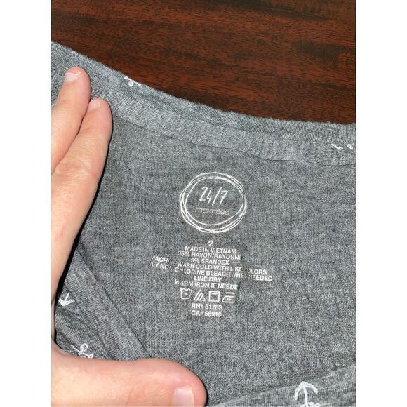 Maurices Short Sleeve Grey Anchor Tee Shirt Plus Size 2 - Picture 6 of 6